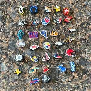 NFL Team Logo Pins Collection -32 pieces